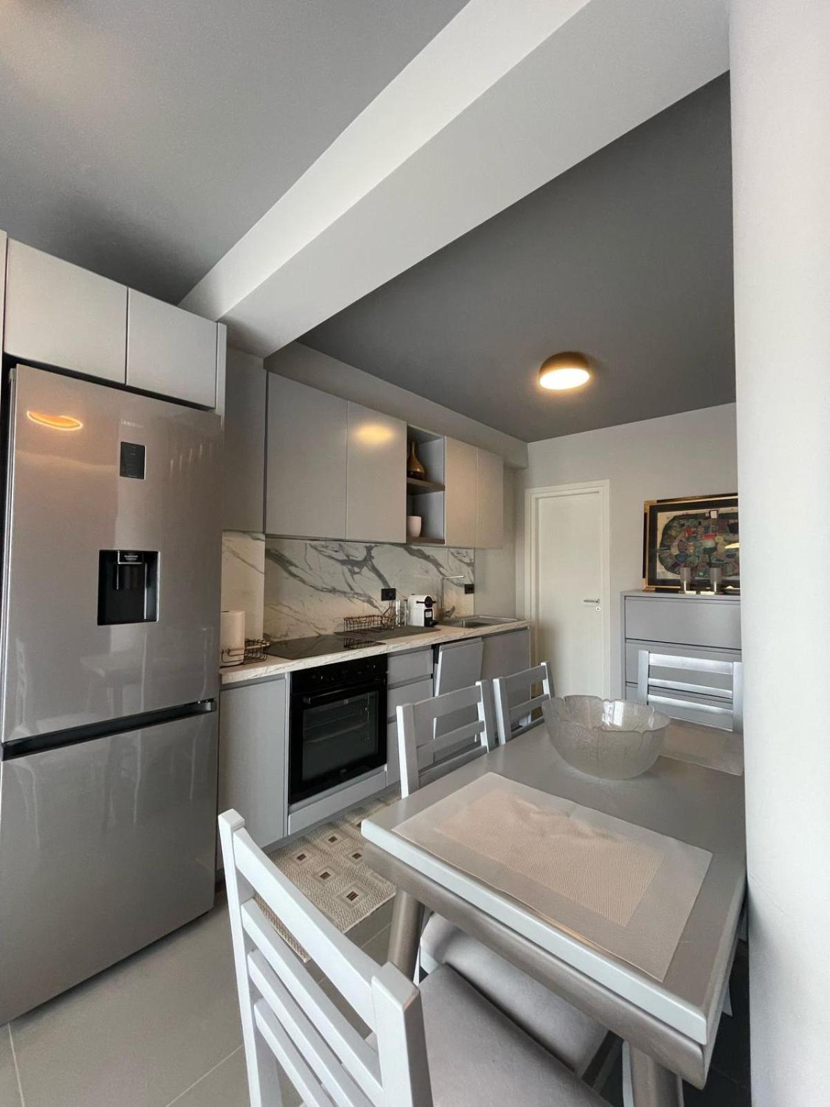 Lake View Rooms Ksamil Dış mekan fotoğraf