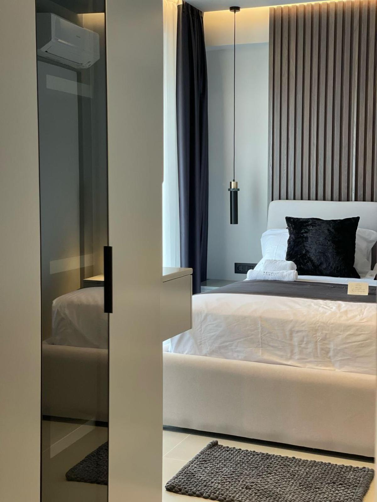Lake View Rooms Ksamil Dış mekan fotoğraf